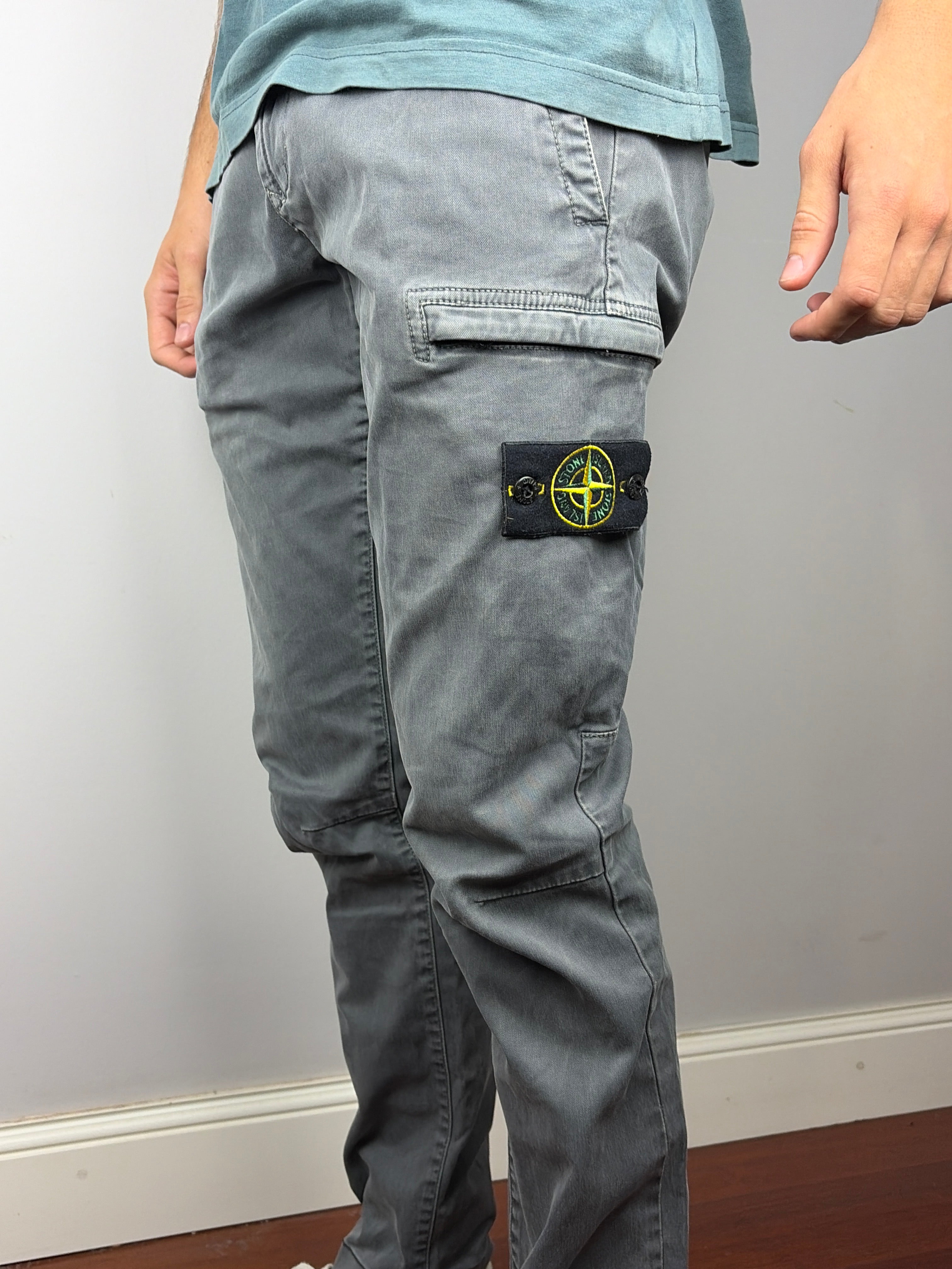 Pantalón Cargo Stone Island - Talla W30