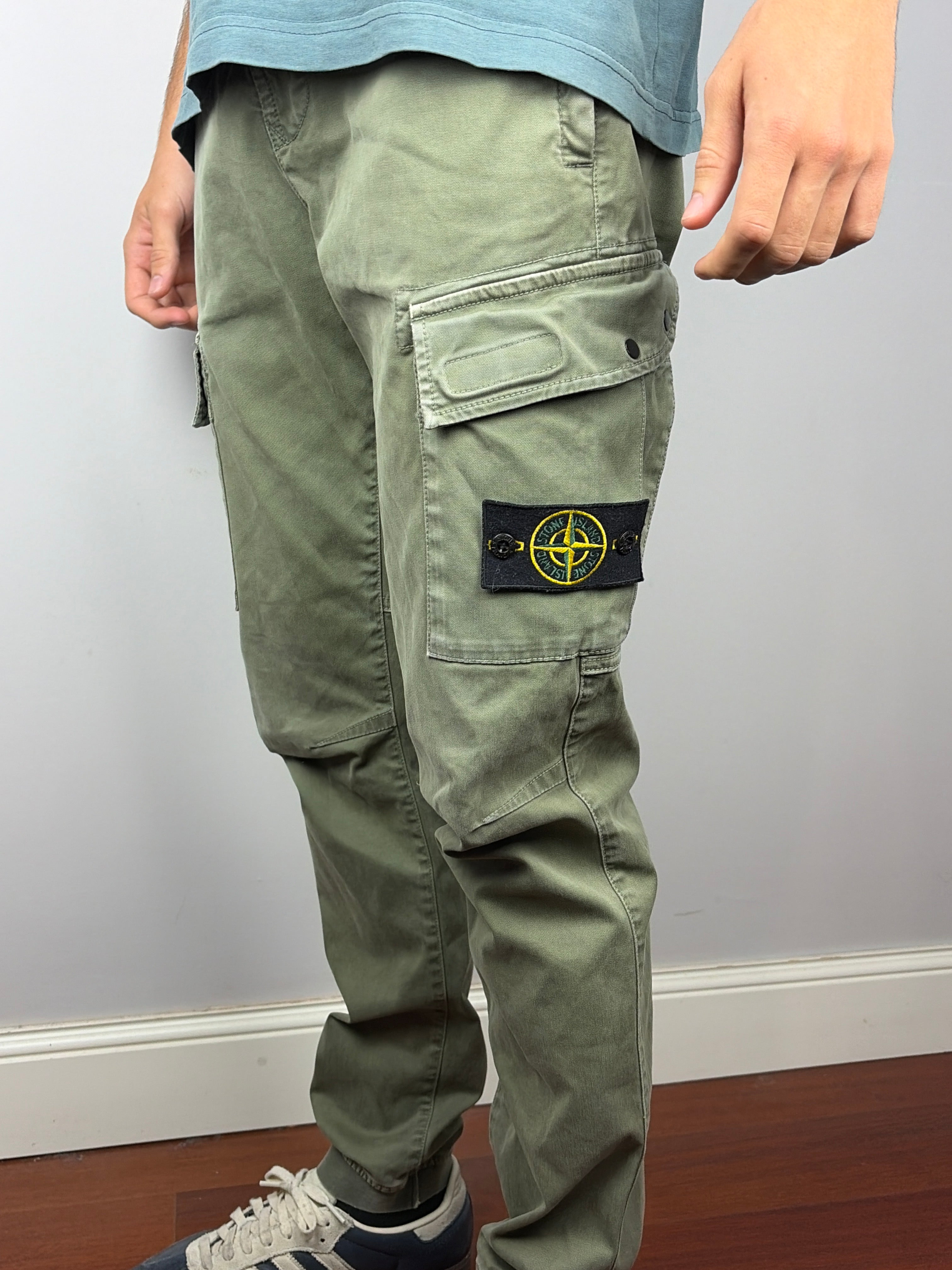 Pantalón Cargo Stone Island - Talla W29