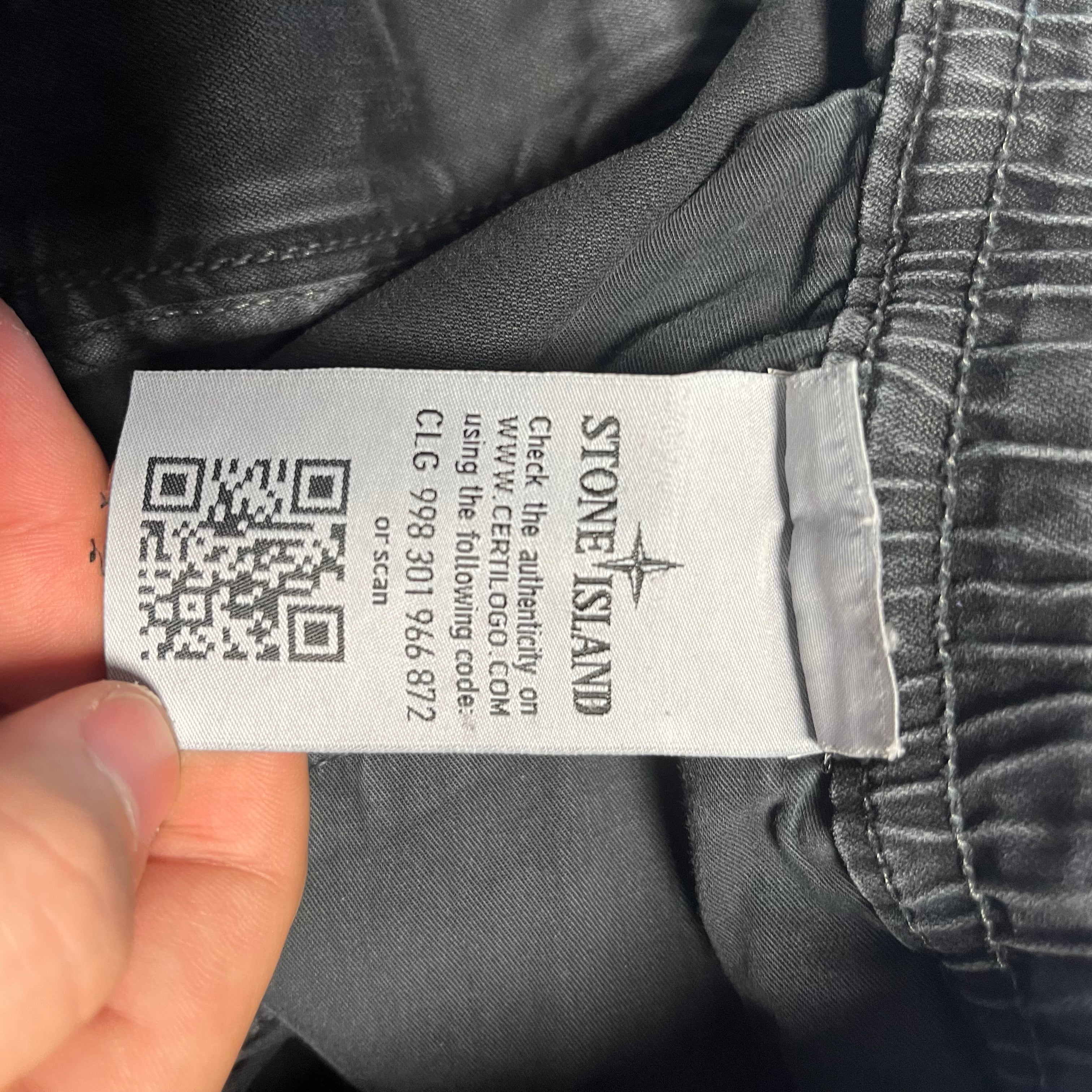 Pantalón Cargo Stone Island - Talla W30