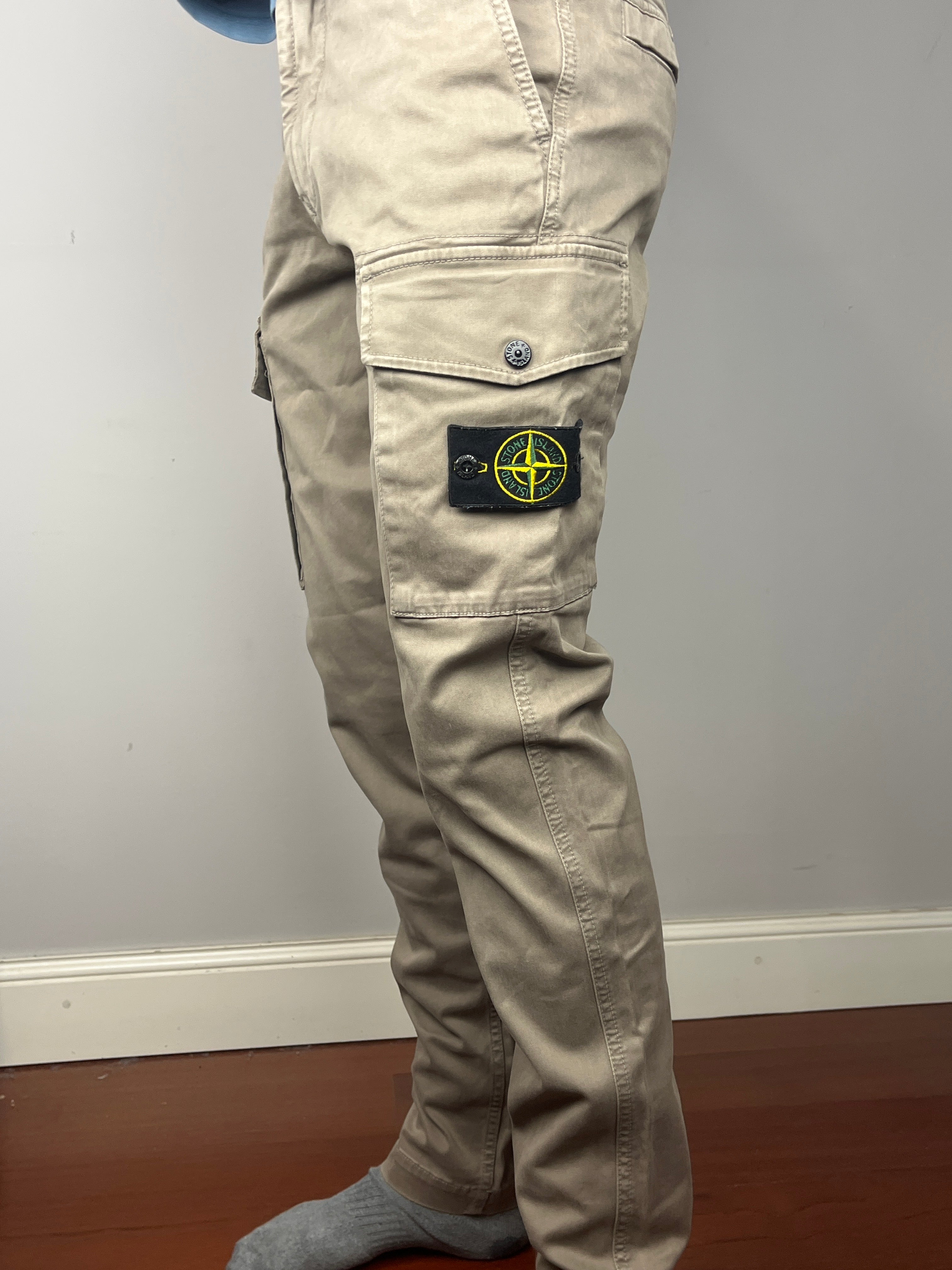 Pantalón Cargo Stone Island - Talla W28