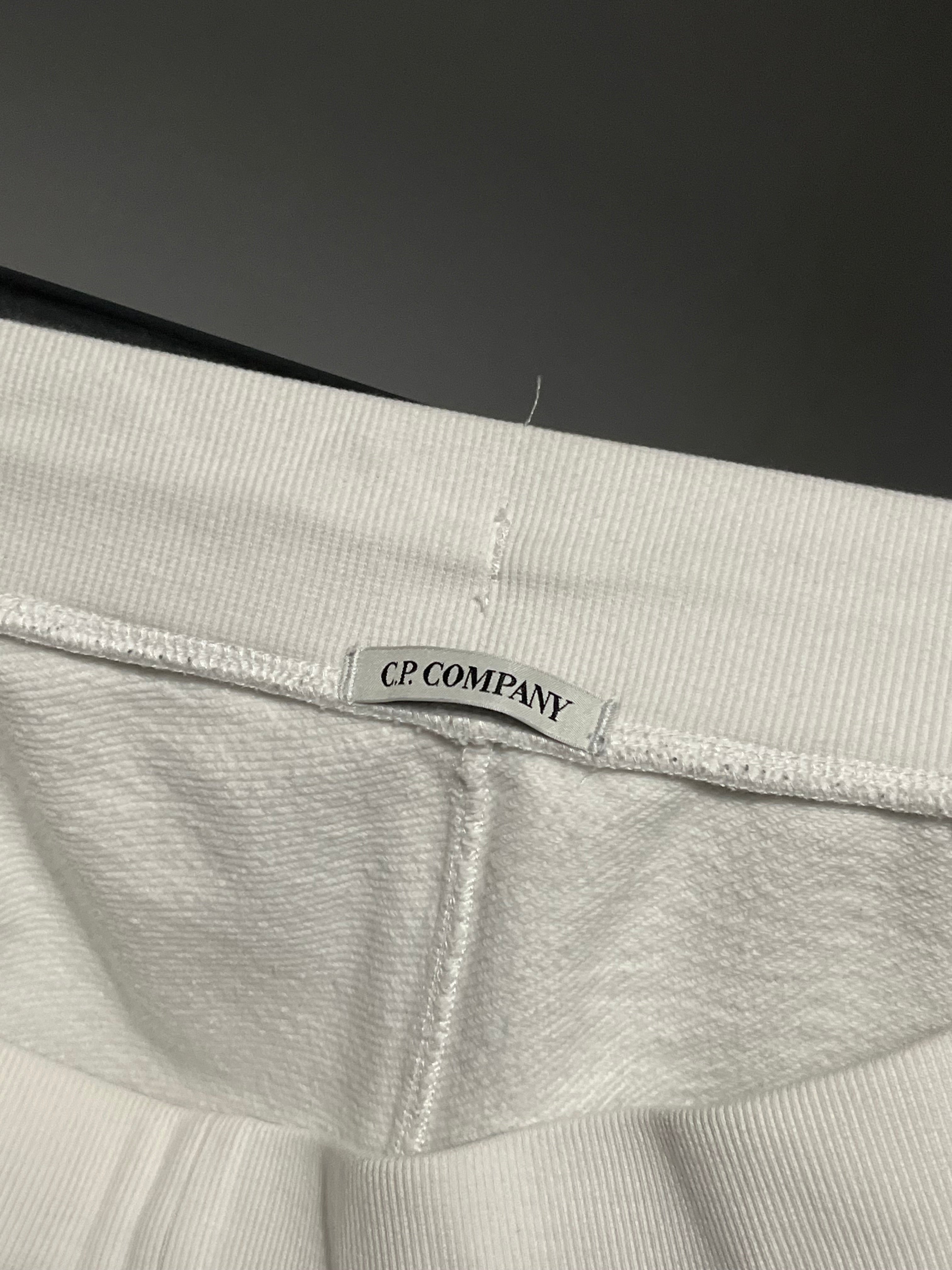 Pantalones Joggers CP Company