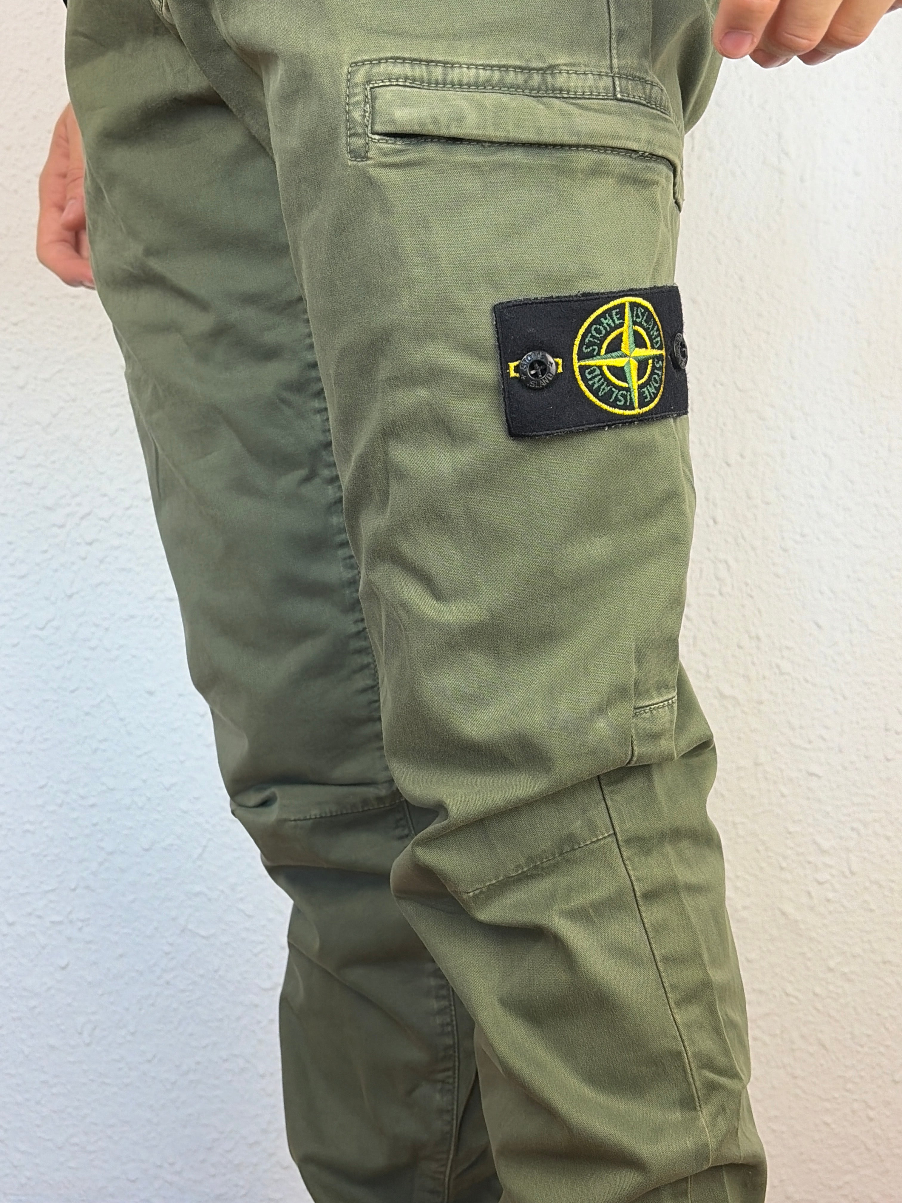 Pantalón Cargo Stone Island - Talla W30