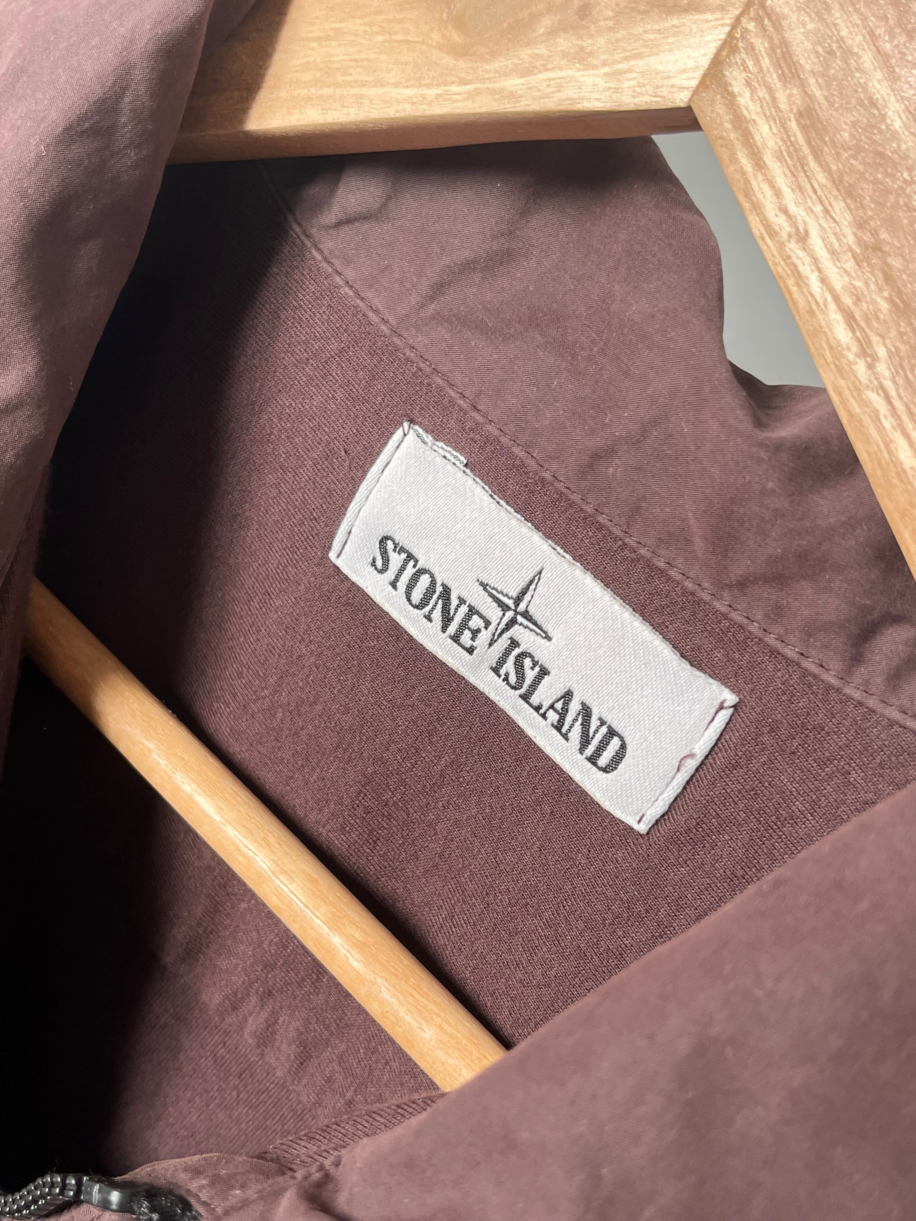 Sobrecamisa Stone Island "Maroon Brushed"